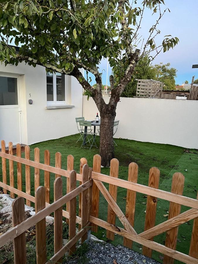 La Bordelaise - Logement Cosy Avec Jardin A べグル エクステリア 写真